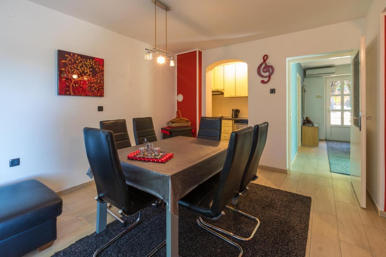 Apartman Mladenka Dramalj Exterior photo