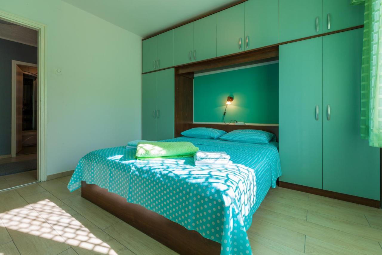 Apartman Mladenka Dramalj Exterior photo